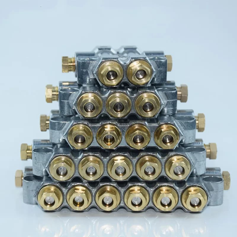 Detective Volumetric GreaseOil Distributor/Separator Valve/Divider 5 Outlets For/RH3500 Oil Outlet Distribution Valve - image 4