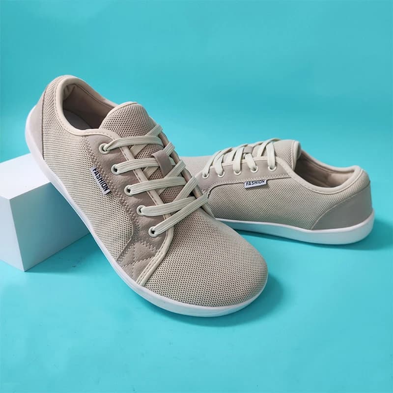 Men's Running Shoes with Soft Soles Lightweight and Wide Feet Suitable for Both Men and Women Autumn Women's Flat Walking Shoes