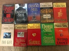 Lot of 10 Danielle Steel Romance Set Popular Series PAPERBACK UNSORTED Books MIX - image 4