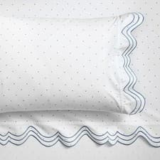 Pottery Barn Teen - Mini Dottie Scallop Sheet Set - Popular