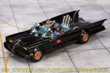 Corgi 1:46 Batmobile Batman and Robin